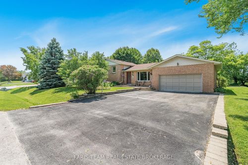 856 Church Dr, Lefroy, ON, L0L1W0 | Card Image