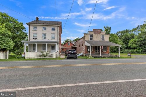 1830 Geryville Pike, PENNSBURG, PA, 18073-3001 | Card Image
