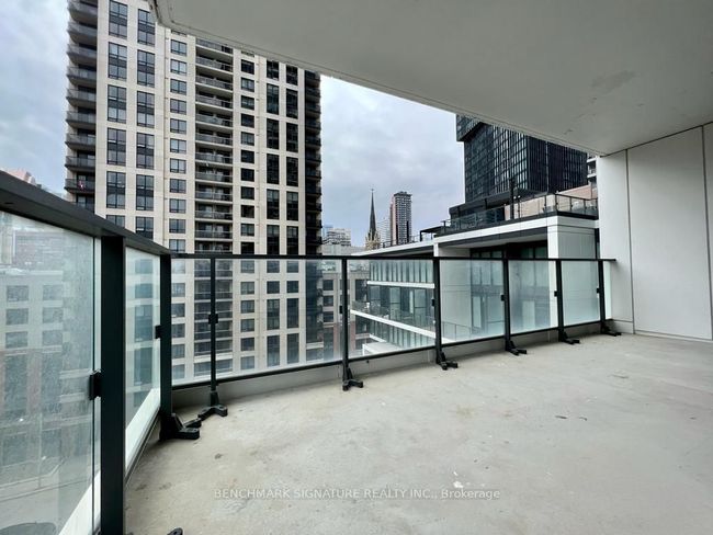 802 - 77 Shuter St, Condo with 2 bedrooms, 2 bathrooms and 1 parking in Toronto ON | Image 24