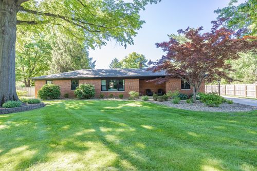 2513 99th St, Carmel, IN, 46280-1761 | Card Image