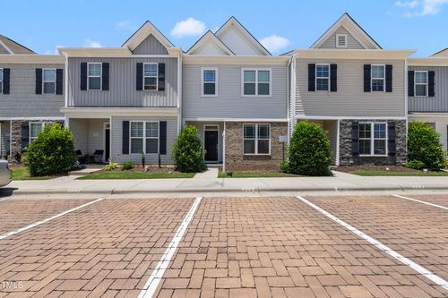 8885 Commons Townes Dr, Raleigh, NC, 27616-8083 | Card Image