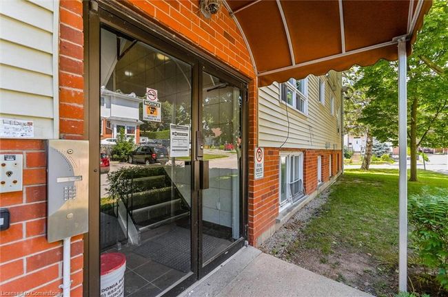 12 - 119 Cedar St S, House attached with 2 bedrooms, 1 bathrooms and 1 parking in Kitchener ON | Image 4