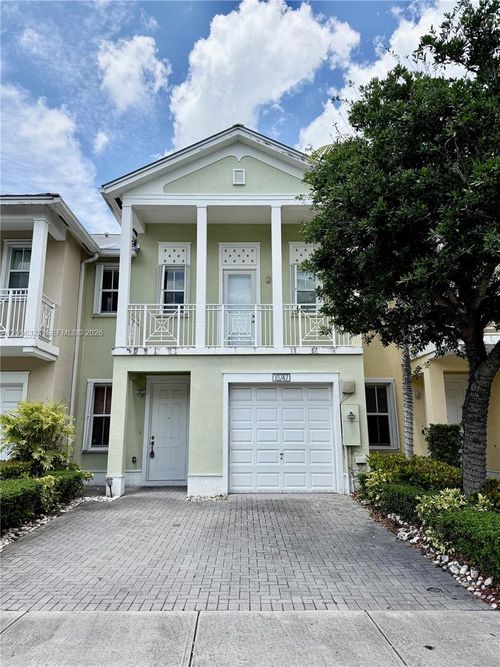 10747 Nw 76th Ln, Medley, FL, 33178-2210 | Card Image
