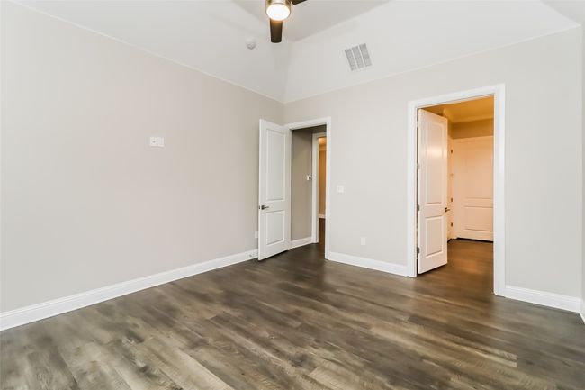 STE-304 - 8831 Creek Run Rd, House other with 2 bedrooms, 2 bathrooms and null parking in Fort Worth TX | Image 13
