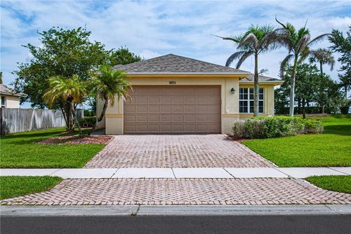 9851 E Verona Cir, Vero Beach, FL, 32966-3119 | Card Image