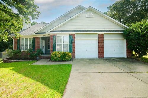 7701 Redwood Ave, Fayetteville, NC, 28314-6267 | Card Image