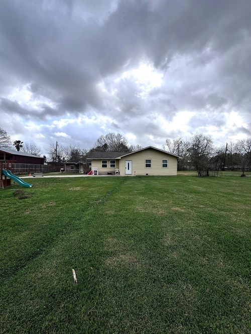 3103 Illinois St, Fresno, TX, 77545-9470 | Card Image