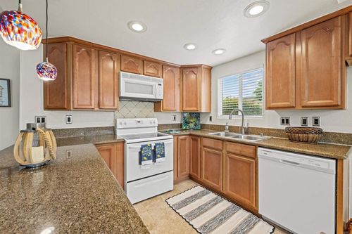 apt-38-31916 Del Cielo Este, Bonsall, CA, 92003-3921 | Card Image