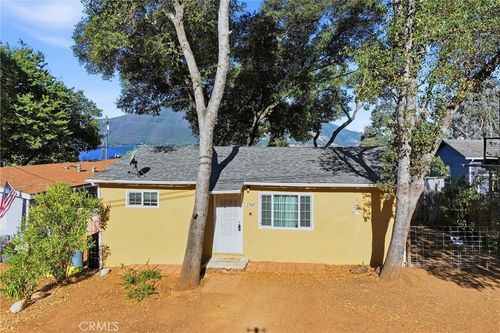 2705 Oakhurst Ave, Clearlake, CA, 95422-9720 | Card Image