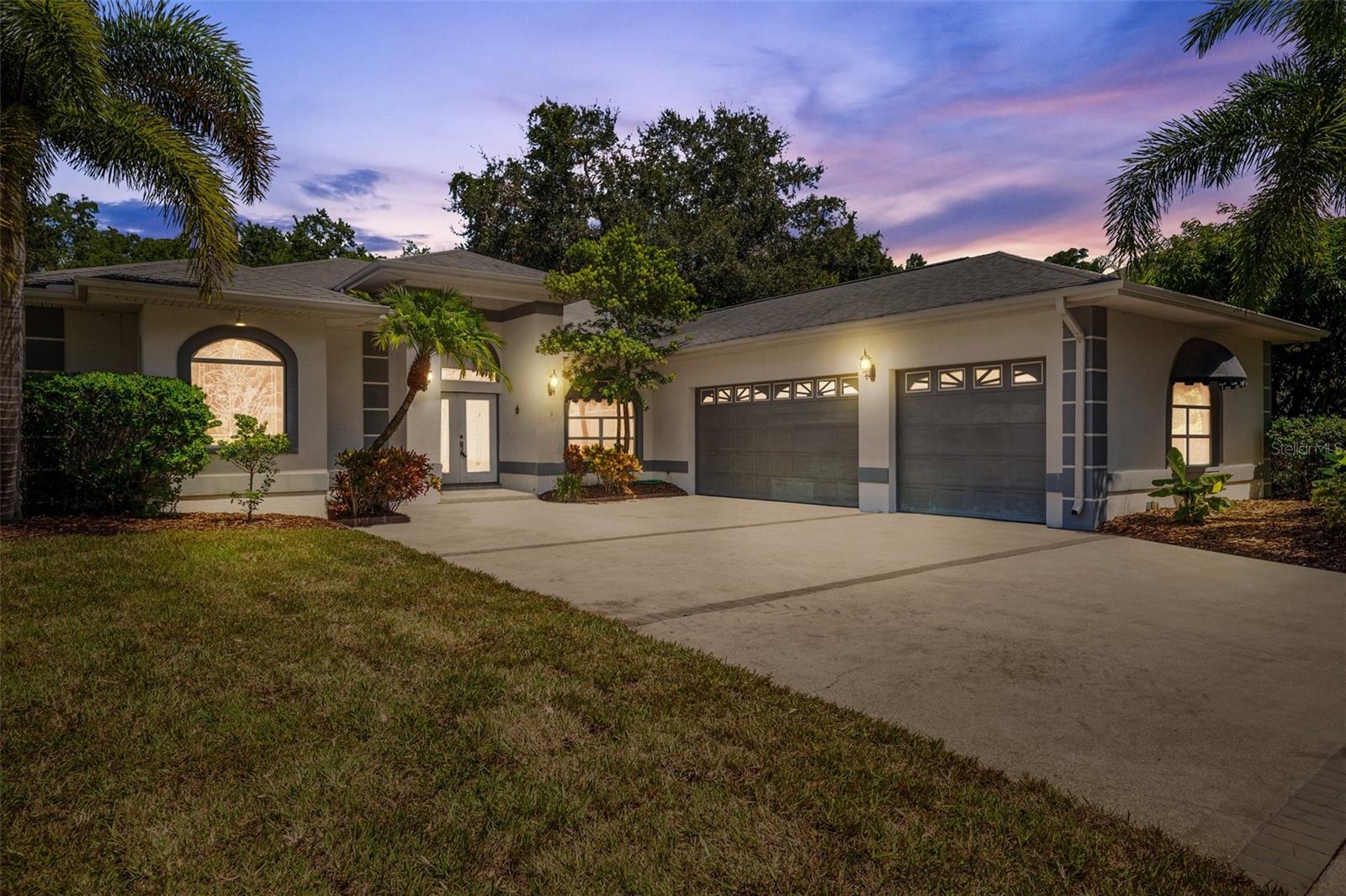 Park Place Dr, Largo, FL 33778