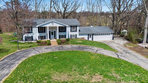 2946 Windsor Dr, Saint Joseph, MI, 49085-9484 | Card Image