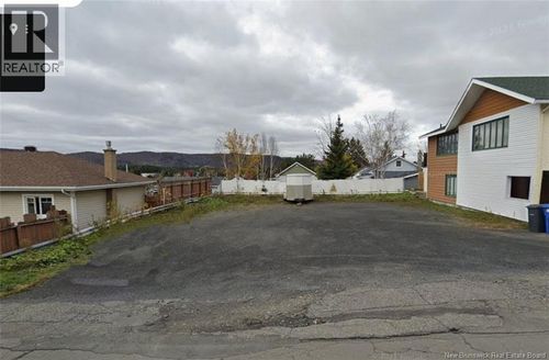 116 44e Ave, Edmundston, NB, E3V3A3 | Card Image