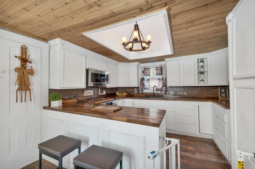 357 New Rye Rd, Epsom, NH, 03234-4506 | Card Image