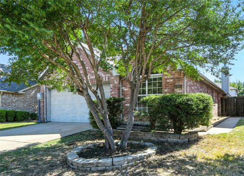 2119 Amherst Dr, Lewisville, TX, 75067-6106 | Card Image