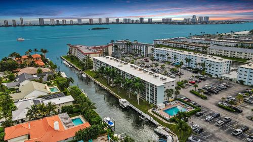 409-109 Paradise Harbour Blvd, North Palm Beach, FL, 33408-5049 | Card Image