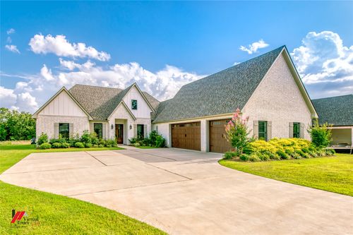 389 Newburn Ln, Shreveport, LA, 71106-7789 | Card Image