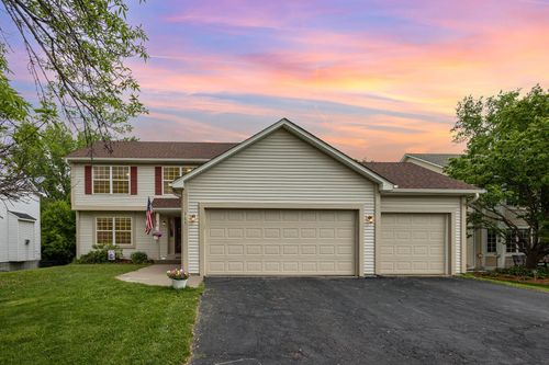 565 Eagle Ridge Rd, Woodbury, MN, 55125-1461 | Card Image