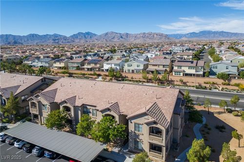 2170-8250 N Grand Canyon Dr, Las Vegas, NV, 89166-3725 | Card Image