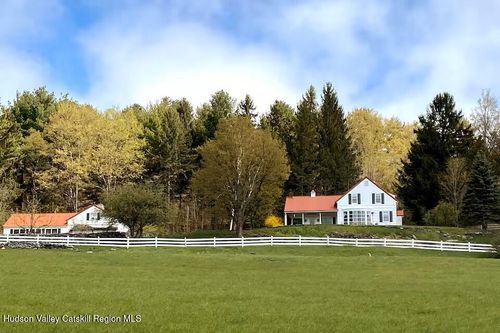 76 Smith Rd, Preston Hollow, NY, 12469-1717 | Card Image