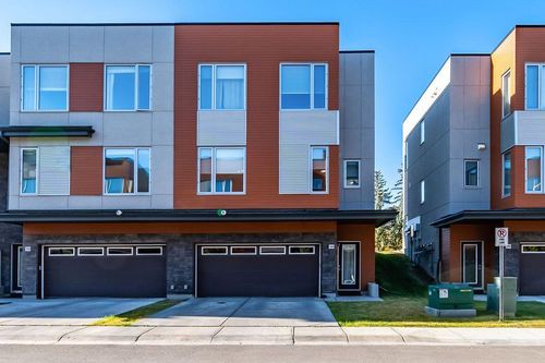 135 Shawnee Common Sw, Calgary, AB, T2Y0P9 | Card Image