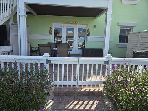 a-5231 Beach Dr Se, ST PETERSBURG, FL, 33705-4879 | Card Image