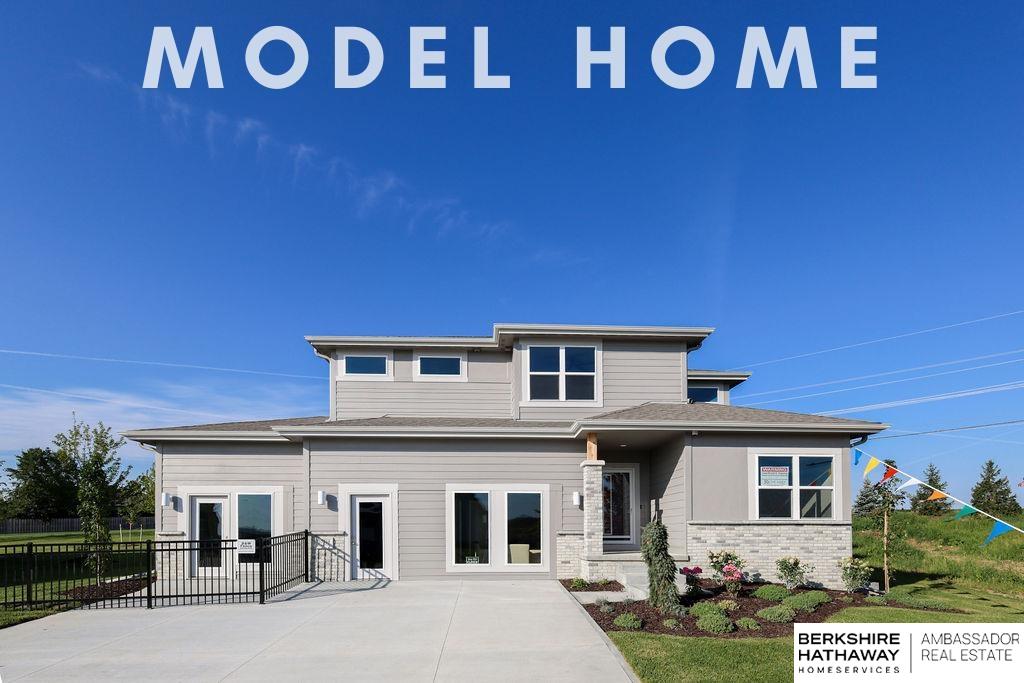 113th St, Papillion, NE 68046