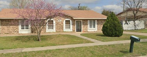 2201 Peebles Dr, Killeen, TX, 76543-3110 | Card Image