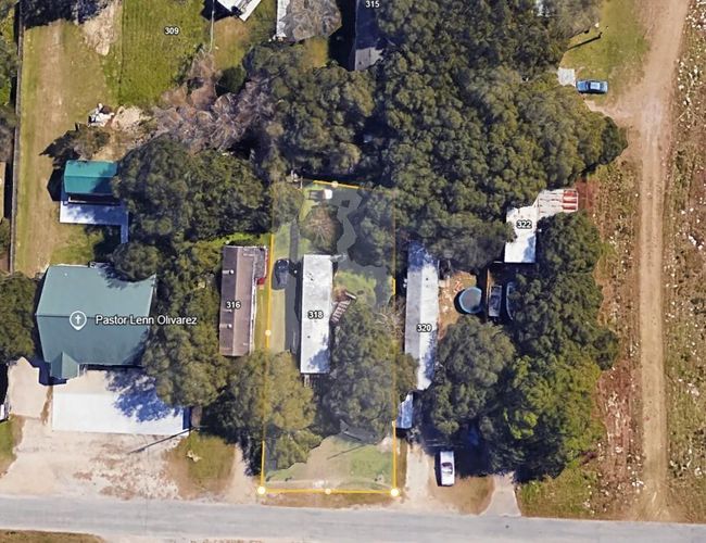 318 S Kossuth St, Home with 0 bedrooms, 0 bathrooms and null parking in Rockport TX | Image 4