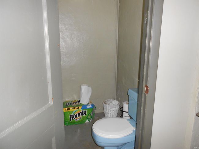 265 E Main St, Home with 0 bedrooms, 2 bathrooms and 12 parking in Peru IN | Image 19
