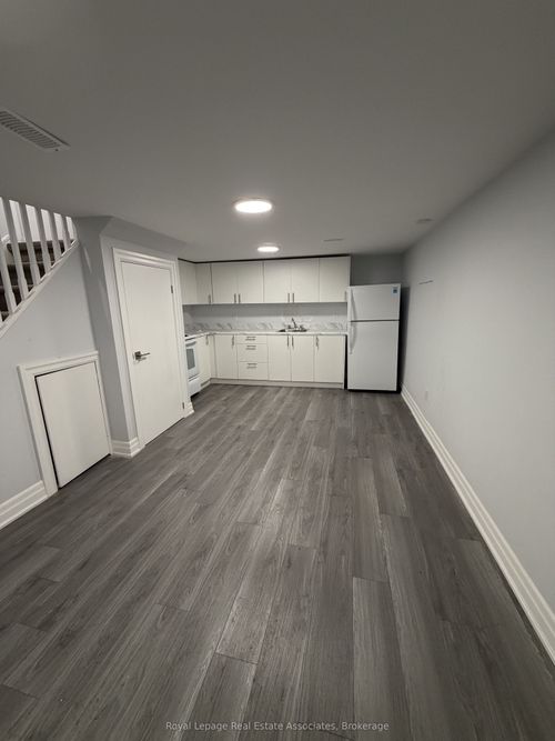 1-46 Dell Park Avenue, Toronto, ON, M6B2T6 | Card Image