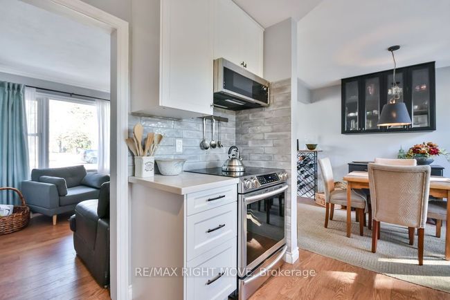35 Fittons Rd E, House other with 3 bedrooms, 2 bathrooms and 4 parking in Orillia ON | Image 13