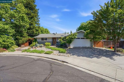 1746 Agadir Ct, Concord, CA, 94518-3358 | Card Image