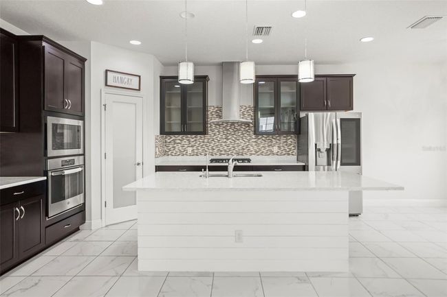 13299 Wildgrass Trl, House other with 4 bedrooms, 3 bathrooms and null parking in Odessa FL | Image 9