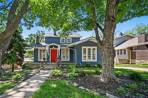 2215 Nebraska Ave, Kansas City, KS, 66102-2605 | Card Image