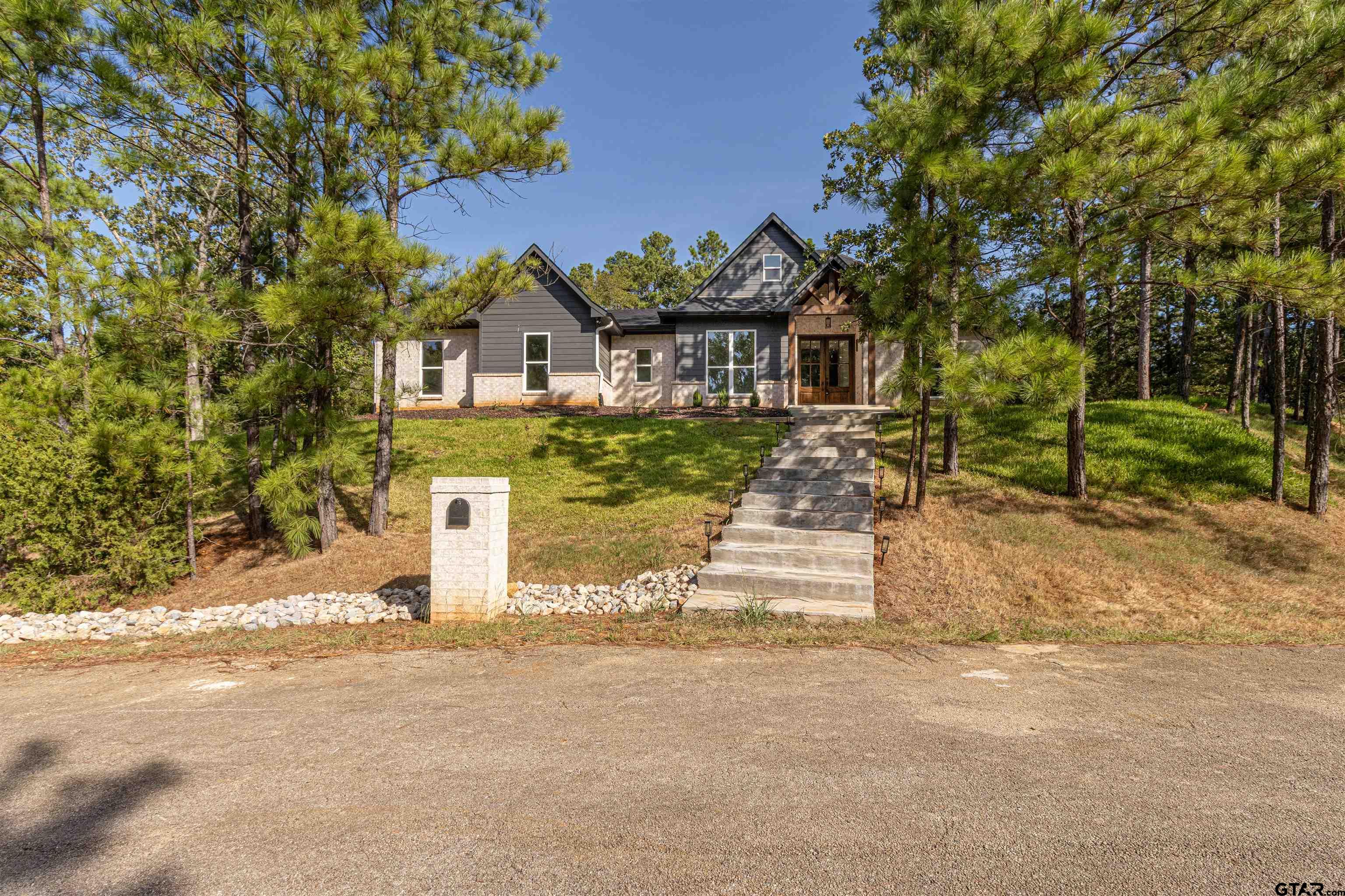 Residential in Lindale