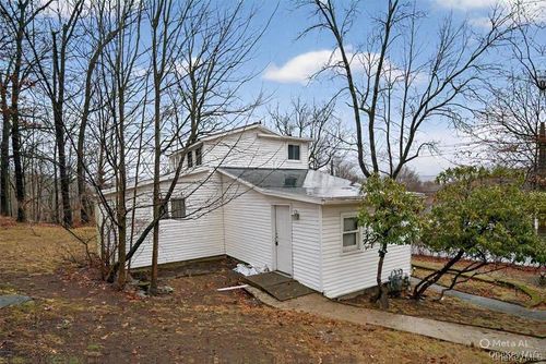 36 Weygant Hl, Highland Mills, NY, 10930-5125 | Card Image