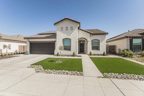 6068 E Laurel Ave, Fresno, CA, 93727-6082 | Card Image