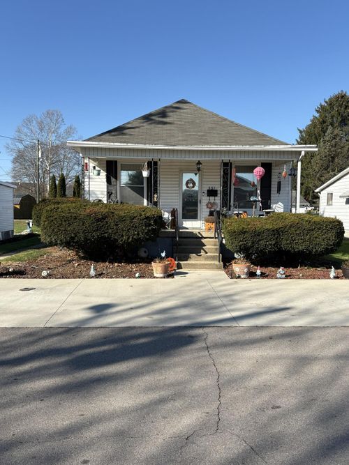 331 Short St, Logan, OH, 43138-1657 | Card Image