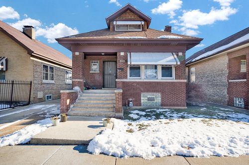 9335 S Loomis St, Chicago, IL, 60620-3614 | Card Image