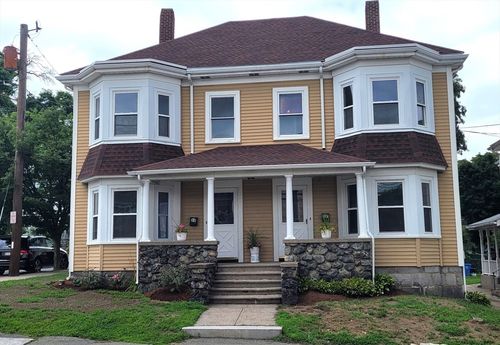 29-27-29 Highland St, Waltham, MA, 02453-3445 | Card Image