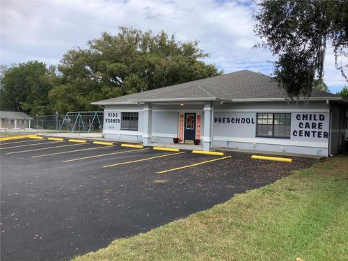 5814 8th St, Zephyrhills, FL, 33542-3608 | Card Image