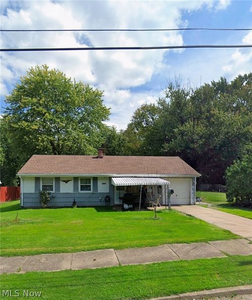 3563 Valerie Drive, Youngstown, OH, 44502 | Card Image