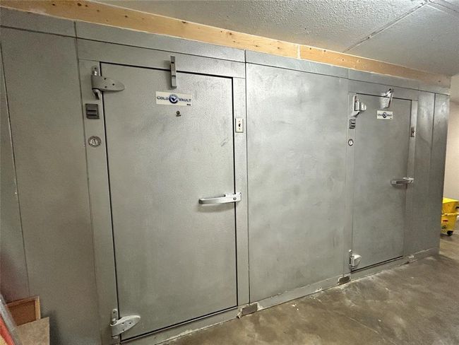 B1-Commercial Walk-in Vault 1 | Image 14