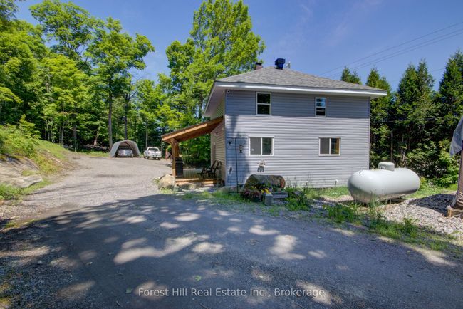 4061 Muskoka Rd 169, House other with 3 bedrooms, 2 bathrooms and 15 parking in Port Carling ON | Image 4