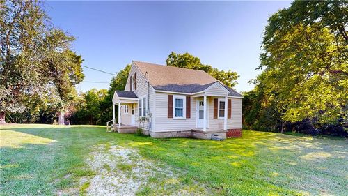 5388 Braxton Craven Rd, Trinity, NC, 27370-8801 | Card Image