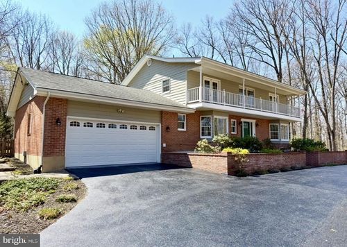 405 Spring Valley Dr, WINCHESTER, VA, 22603-2949 | Card Image