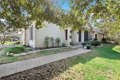 1710 Twin Pond Circle, House other with 3 bedrooms, 2 bathrooms and null parking in College Station TX | Image 2