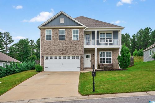 4011 Park Crossings Dr, CHELSEA, AL, 35043-1115 | Card Image