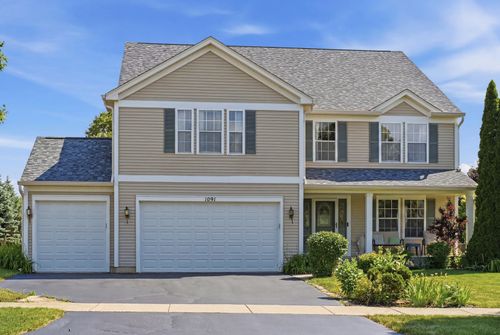 1091 Pattee Ave, Elburn, IL, 60119-7821 | Card Image