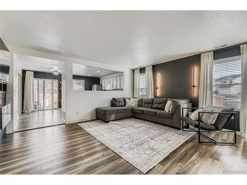 892 Mockingbird Ln, Brighton, CO, 80601-7353 | Card Image